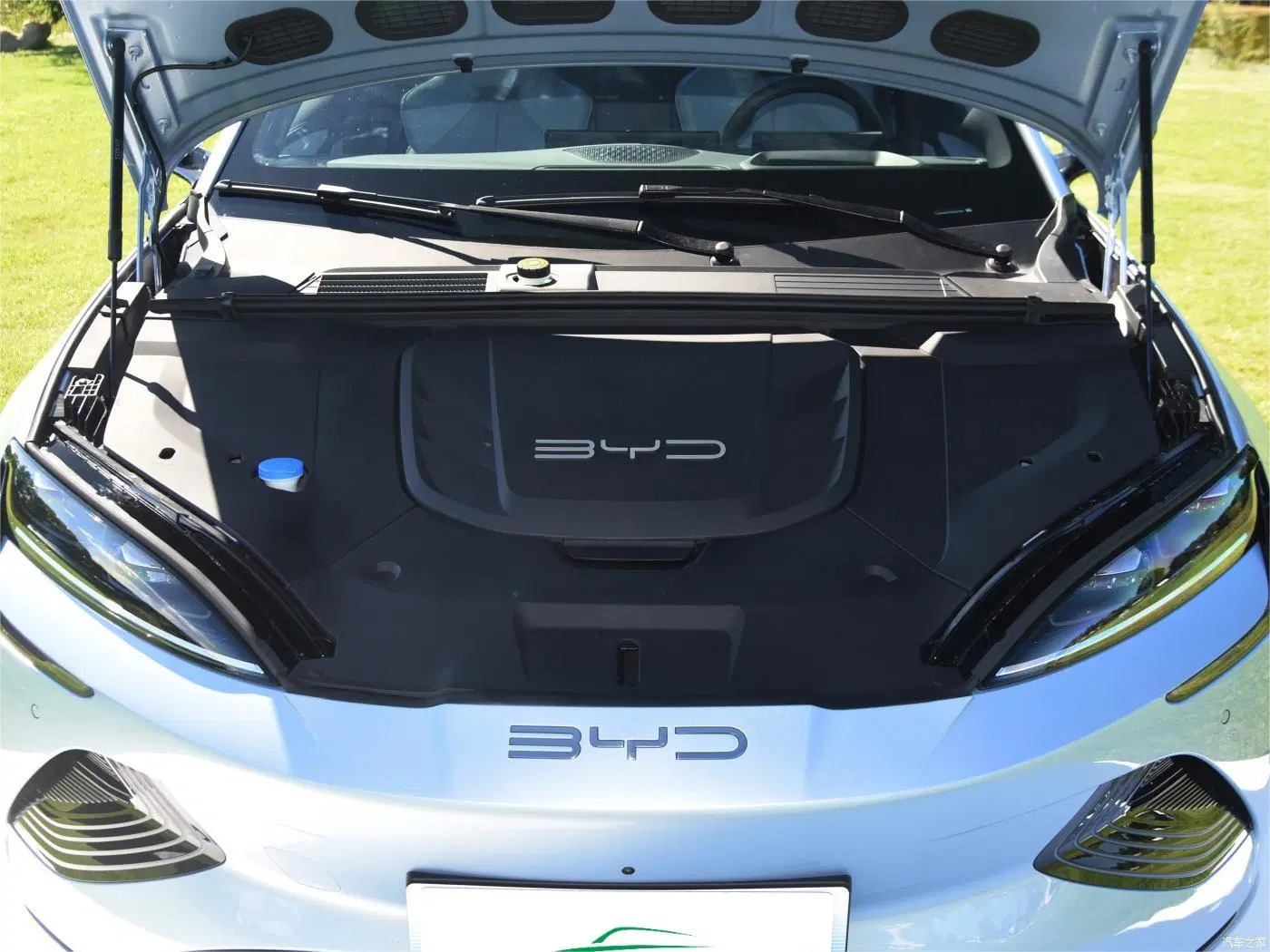 BYD SEAL 产品详情图 10 